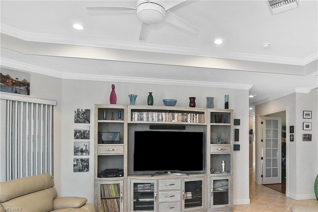 14797 Glen Eden Dr, Naples, FL 34110-37