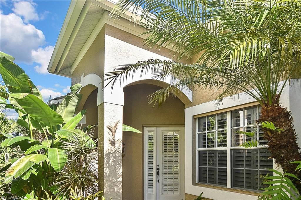 14797 Glen Eden Dr, Naples, FL 34110-3
