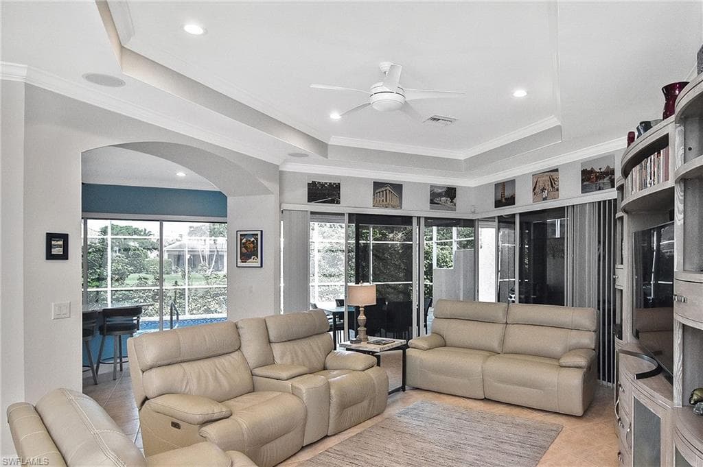 14797 Glen Eden Dr, Naples, FL 34110-6