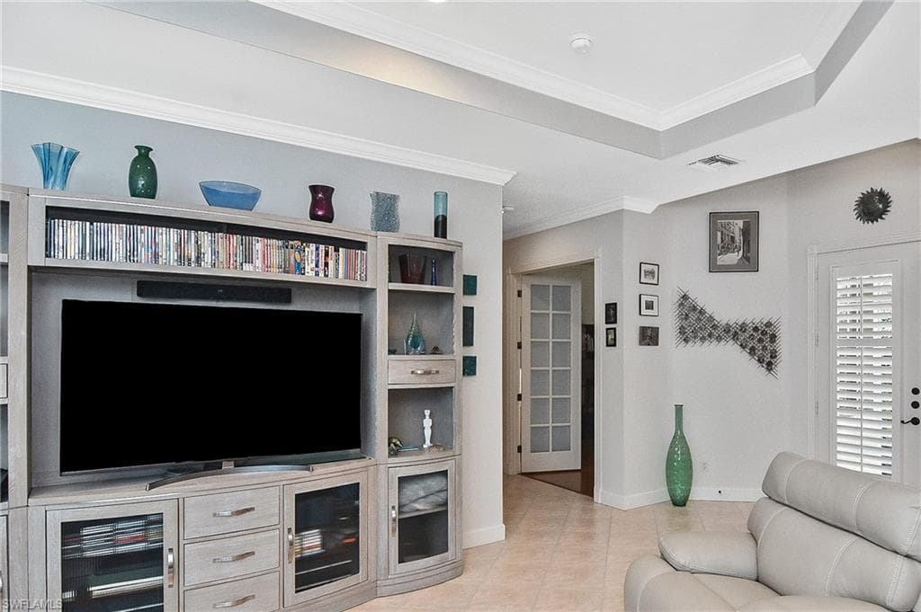 14797 Glen Eden Dr, Naples, FL 34110-7