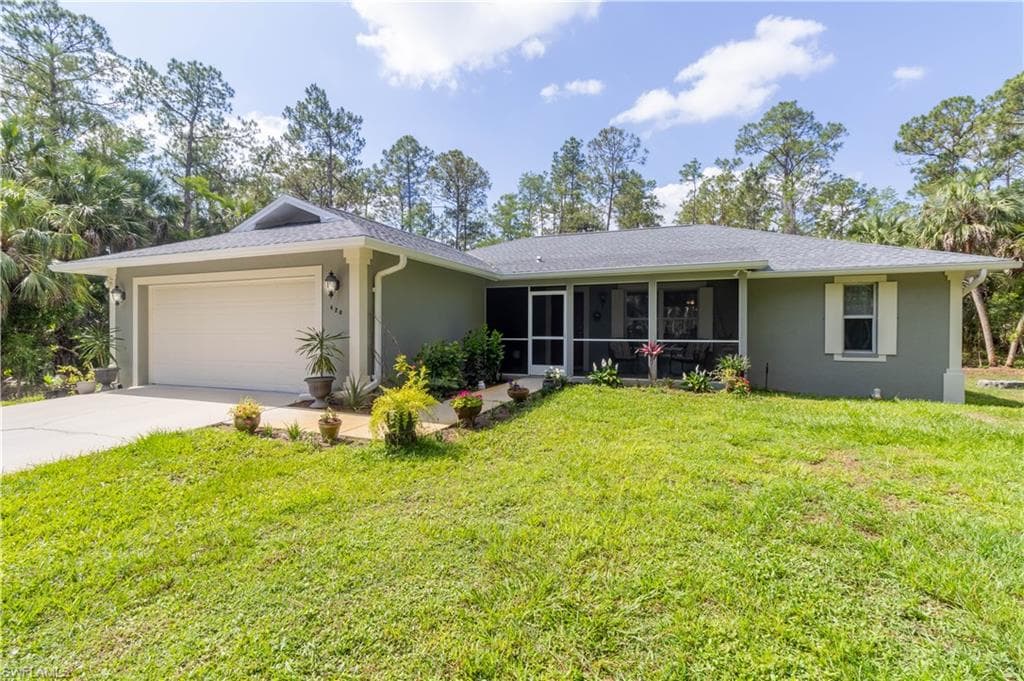 420 20th Ave NW, Naples, FL 34120-3