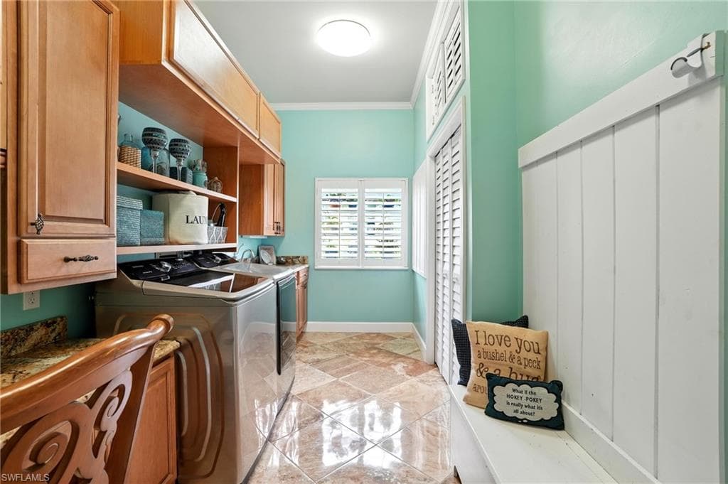 13033 Coco Plum Ln, Naples, FL 34119-15