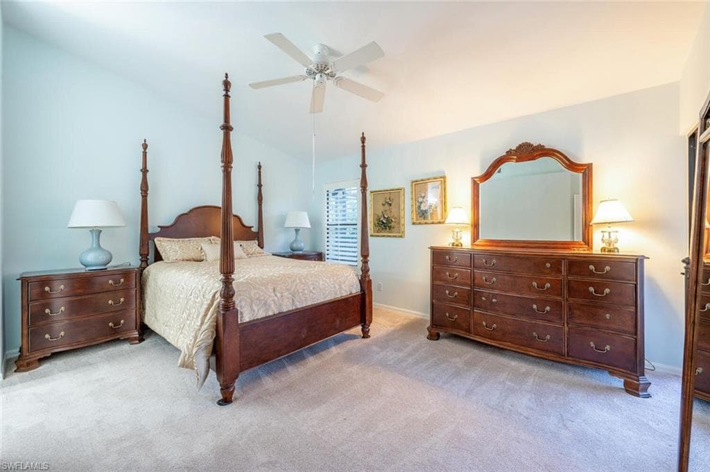 241 St James Way, Naples, FL 34104-9