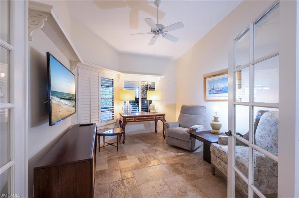 241 St James Way, Naples, FL 34104-11
