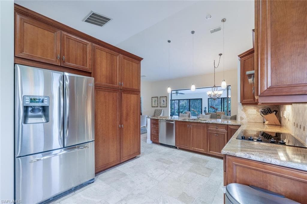 241 St James Way, Naples, FL 34104-7