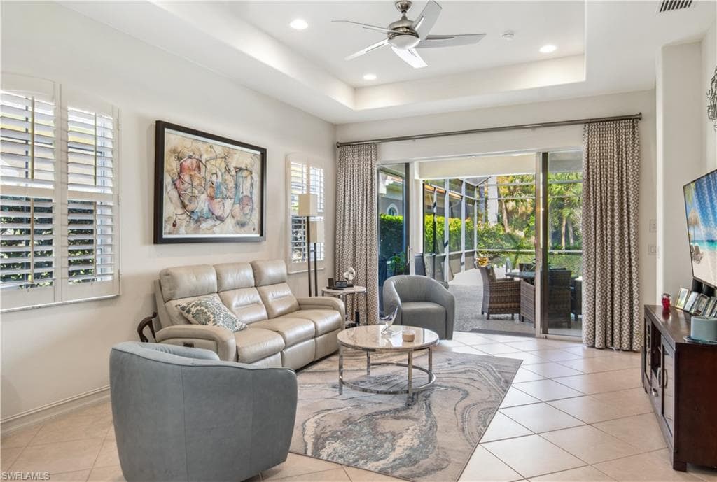 8563 Chase Preserve Dr, Naples, FL 34113-4