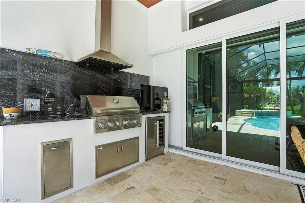 581 Wedgewood Way, Naples, FL 34119-24