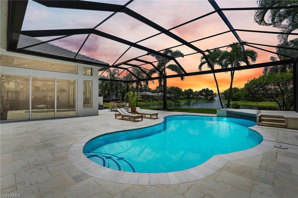 581 Wedgewood Way, Naples, FL 34119-34