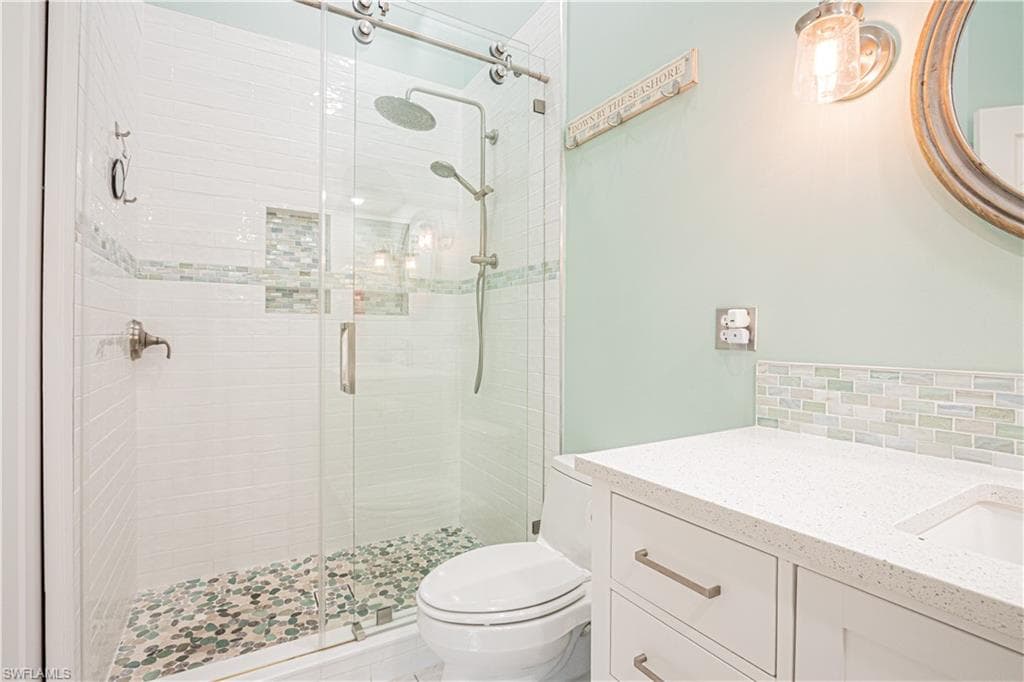 15435 Cedarwood Ln 5-304, Naples, FL 34110-25