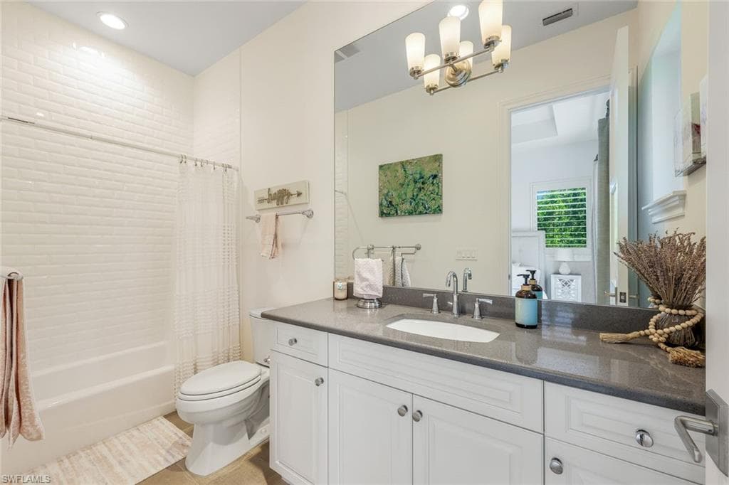 9161 Mercato Way, Naples, FL 34108-33