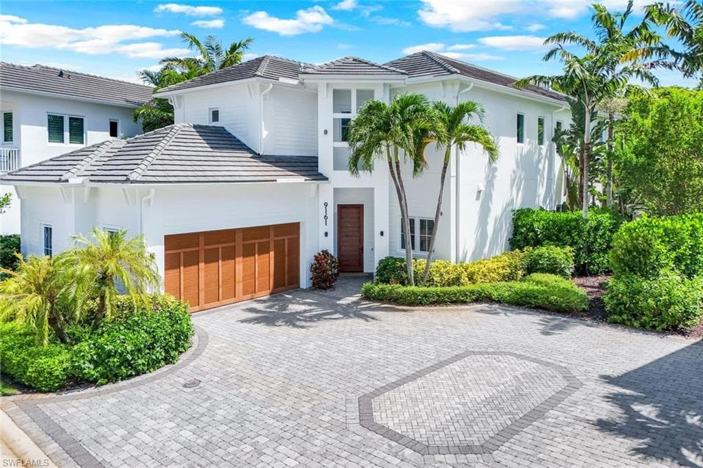 9161 Mercato Way, Naples, FL 34108-37