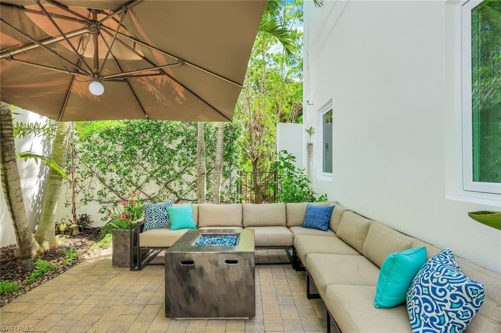 9161 Mercato Way, Naples, FL 34108-47