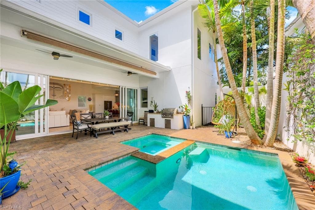 9161 Mercato Way, Naples, FL 34108-48