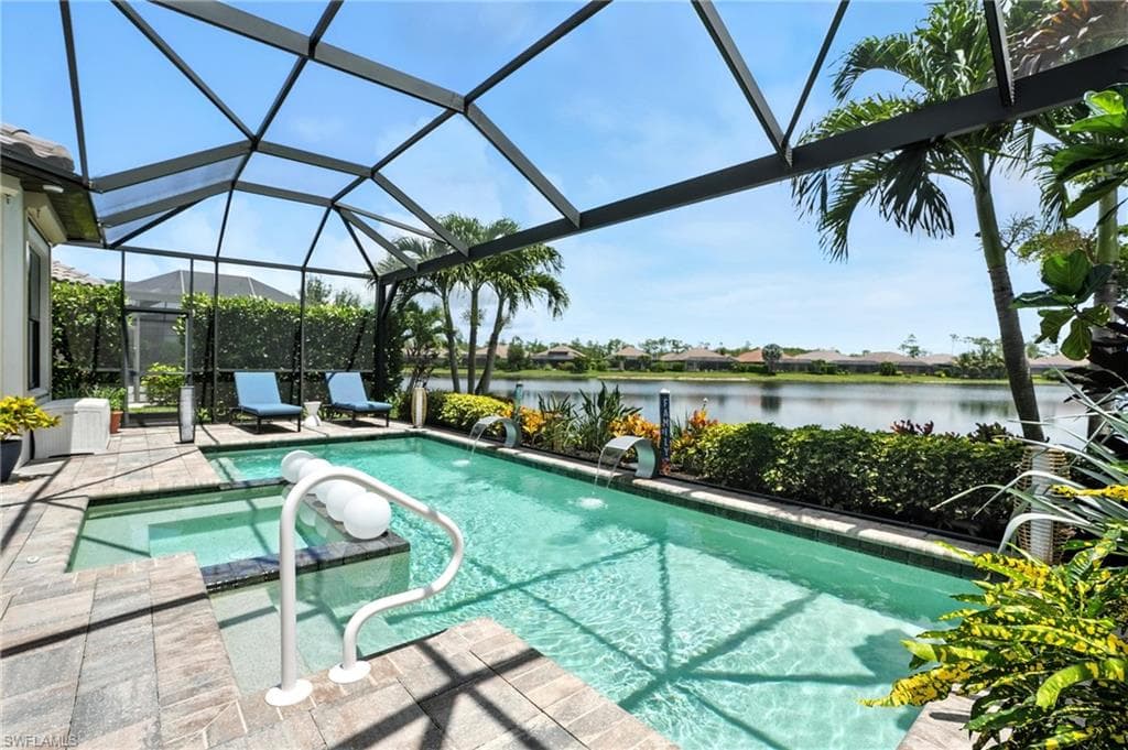 9401 Terresina Dr, Naples, FL 34119-32