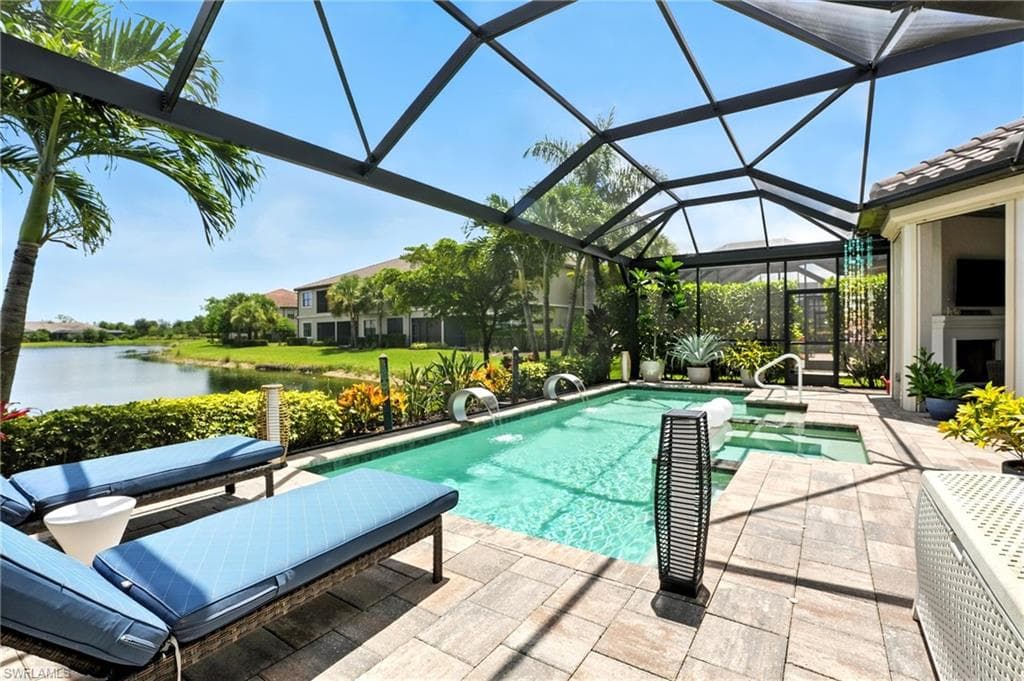 9401 Terresina Dr, Naples, FL 34119-33