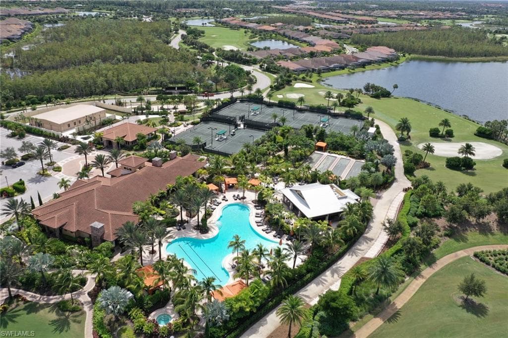 9401 Terresina Dr, Naples, FL 34119-43