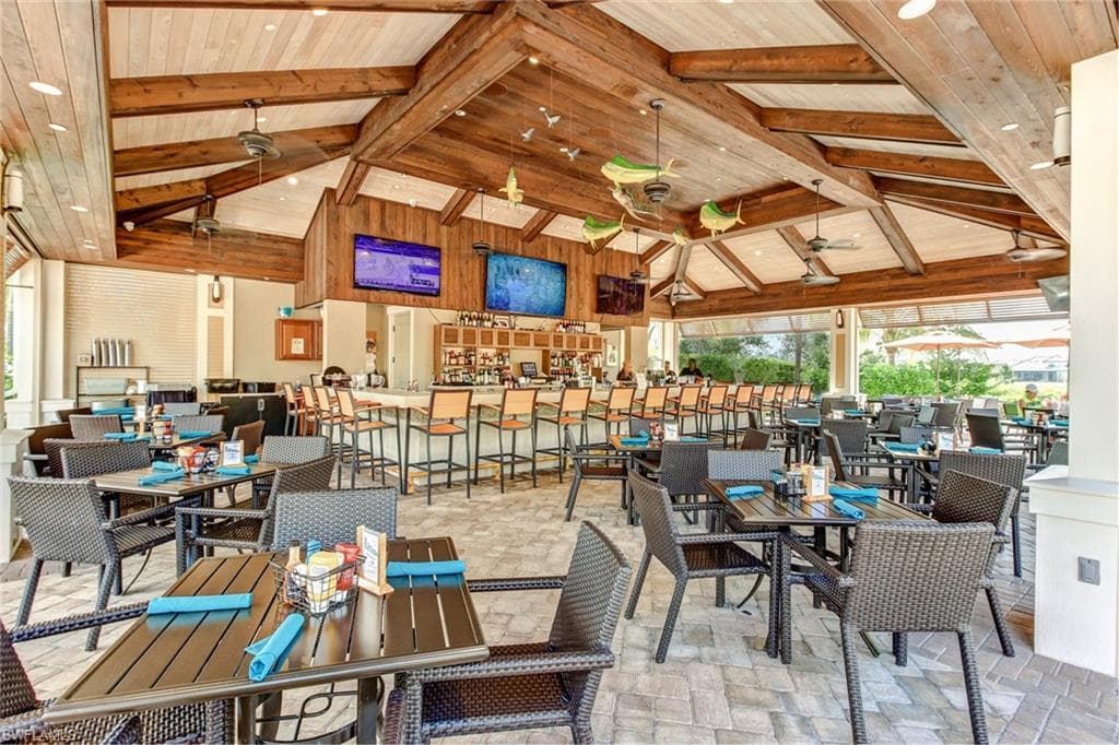9401 Terresina Dr, Naples, FL 34119-45