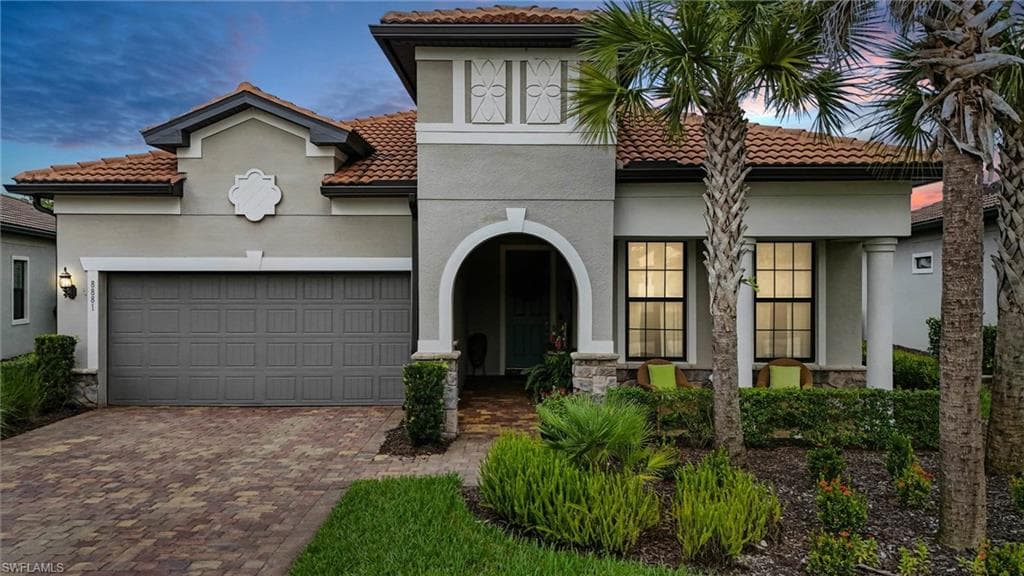 8881 Horned Lark Dr, Naples, FL 34120-3