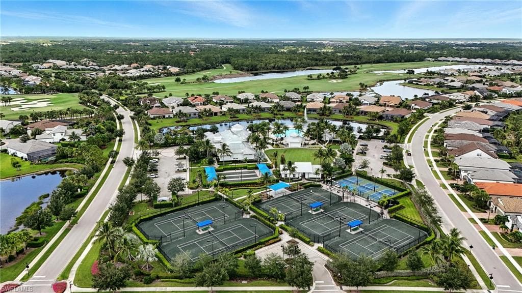8881 Horned Lark Dr, Naples, FL 34120-40
