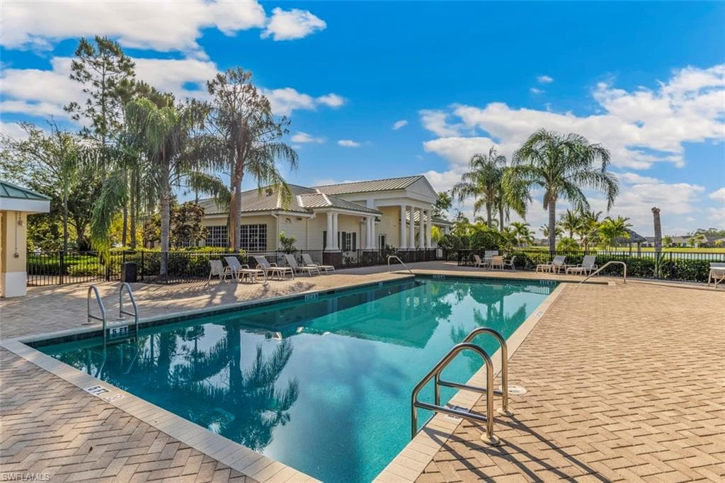 3662 Crosswater Dr, North Fort Myers, FL 33917-18