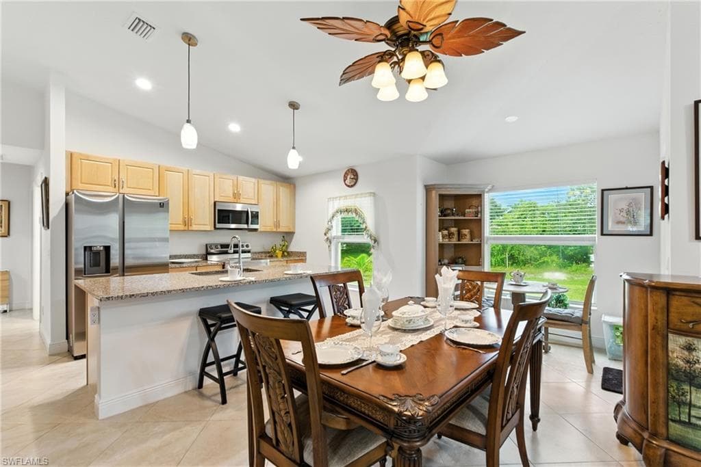 176 Venus Cay, Naples, FL 34114-13