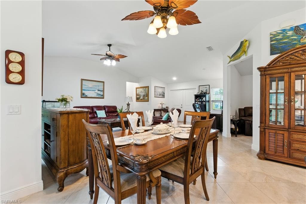 176 Venus Cay, Naples, FL 34114-15