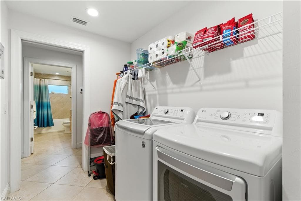 176 Venus Cay, Naples, FL 34114-27