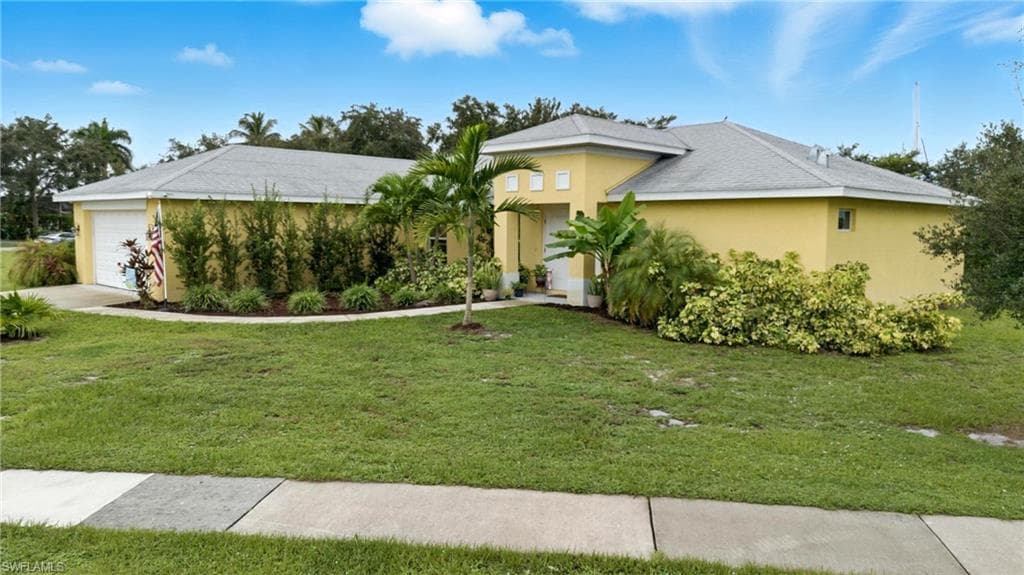 176 Venus Cay, Naples, FL 34114-1