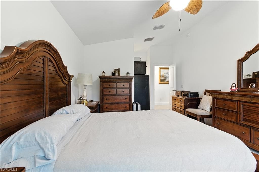 176 Venus Cay, Naples, FL 34114-35