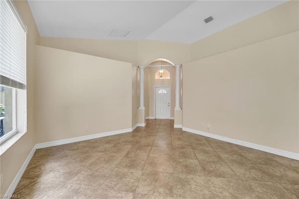 1293 Barrigona Ct, Naples, FL 34119-10