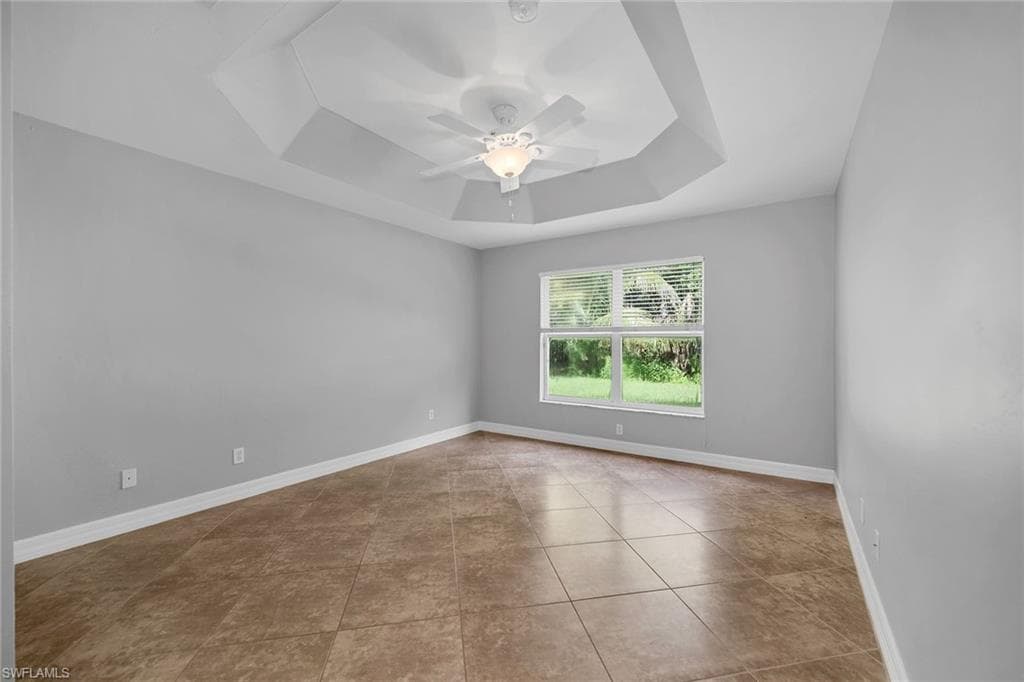 1293 Barrigona Ct, Naples, FL 34119-19