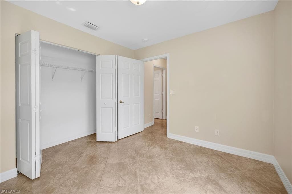 1293 Barrigona Ct, Naples, FL 34119-27