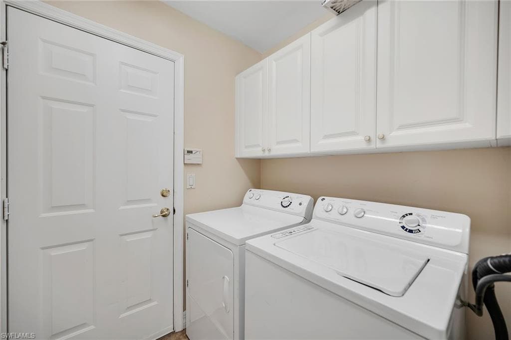 1293 Barrigona Ct, Naples, FL 34119-28