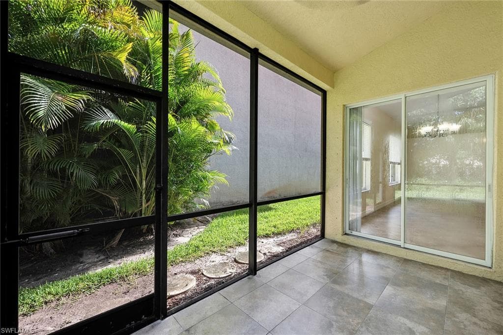 1293 Barrigona Ct, Naples, FL 34119-30