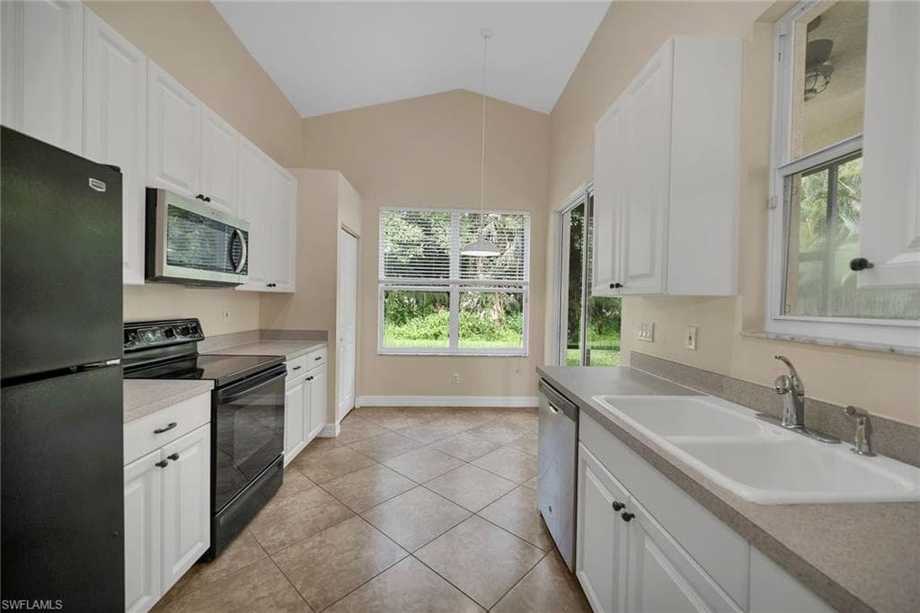 1293 Barrigona Ct, Naples, FL 34119-4