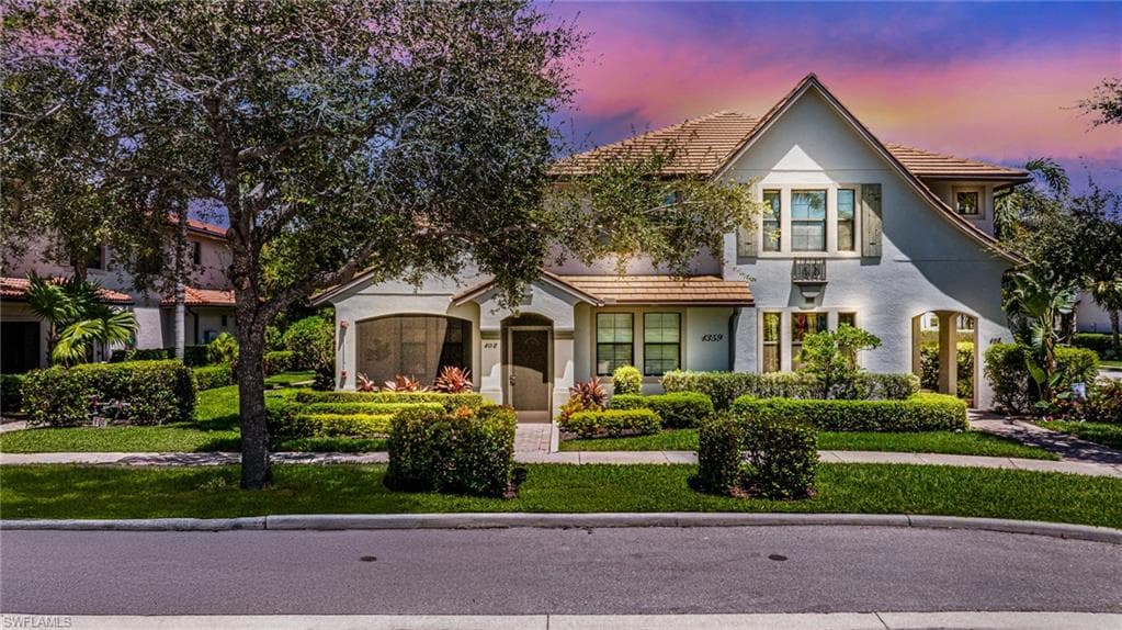 1359 Artesia Dr E 102, Naples, FL 34113-2