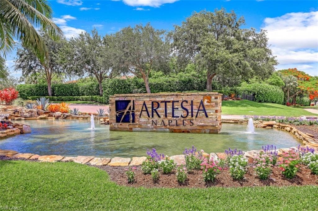 1359 Artesia Dr E 102, Naples, FL 34113-3
