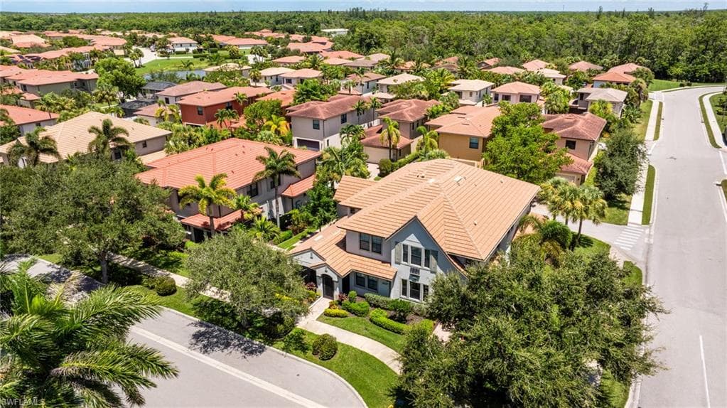 1359 Artesia Dr E 102, Naples, FL 34113-39