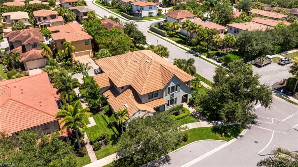 1359 Artesia Dr E 102, Naples, FL 34113-41