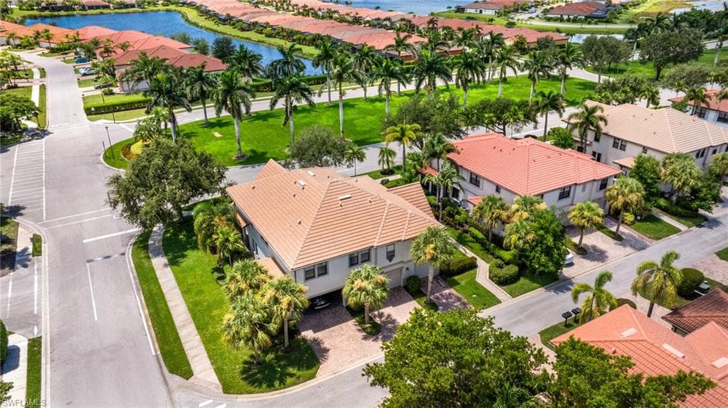 1359 Artesia Dr E 102, Naples, FL 34113-44