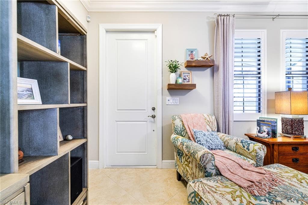 1359 Artesia Dr E 102, Naples, FL 34113-5