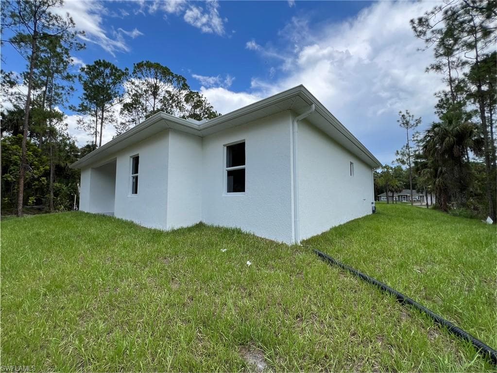 3210 10th Ave SE, Naples, FL 34117-32