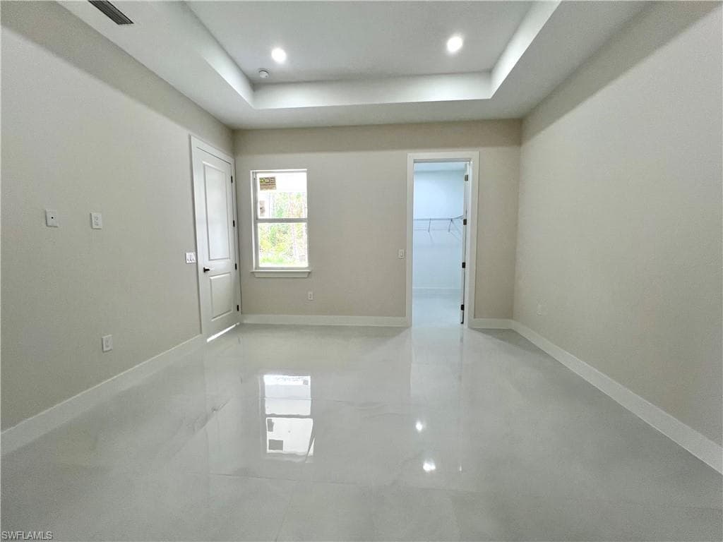 3210 10th Ave SE, Naples, FL 34117-7