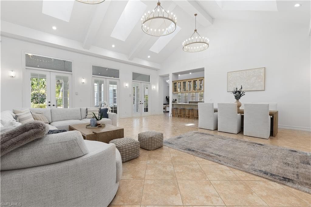 505 Harbour Dr, Naples, FL 34103-12