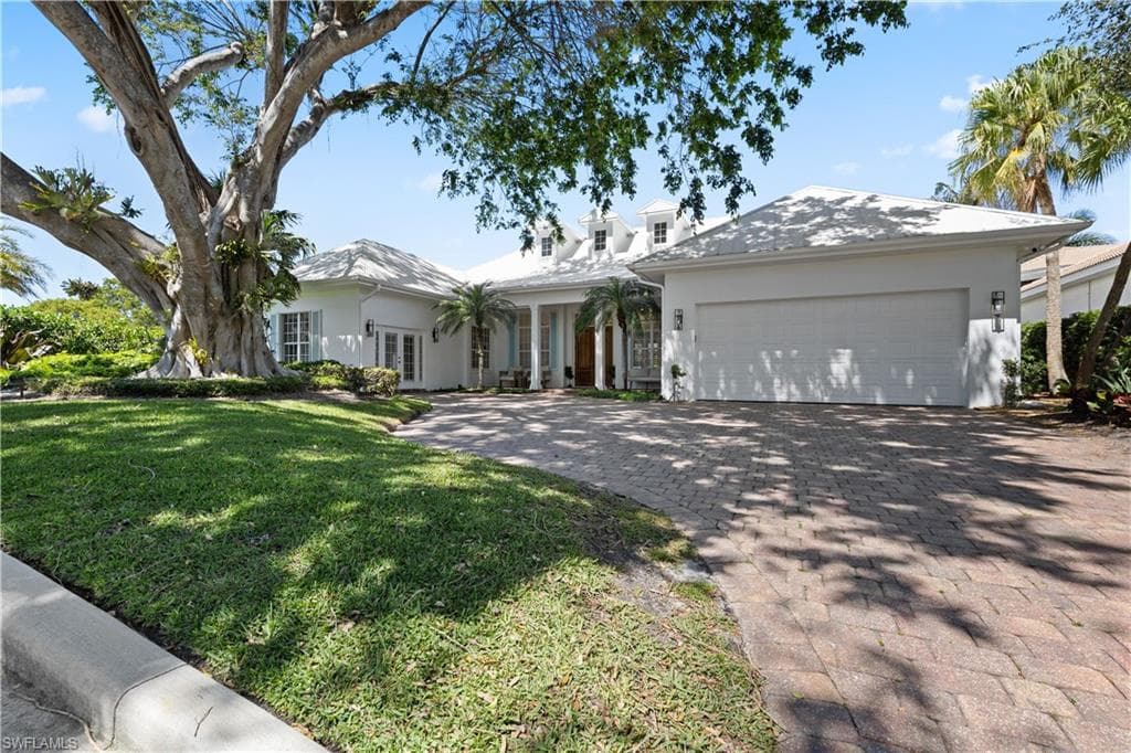 505 Harbour Dr, Naples, FL 34103-35