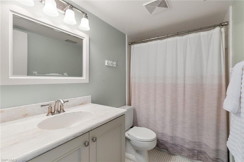900 Huron Ct B3, Marco Island, FL 34145-24
