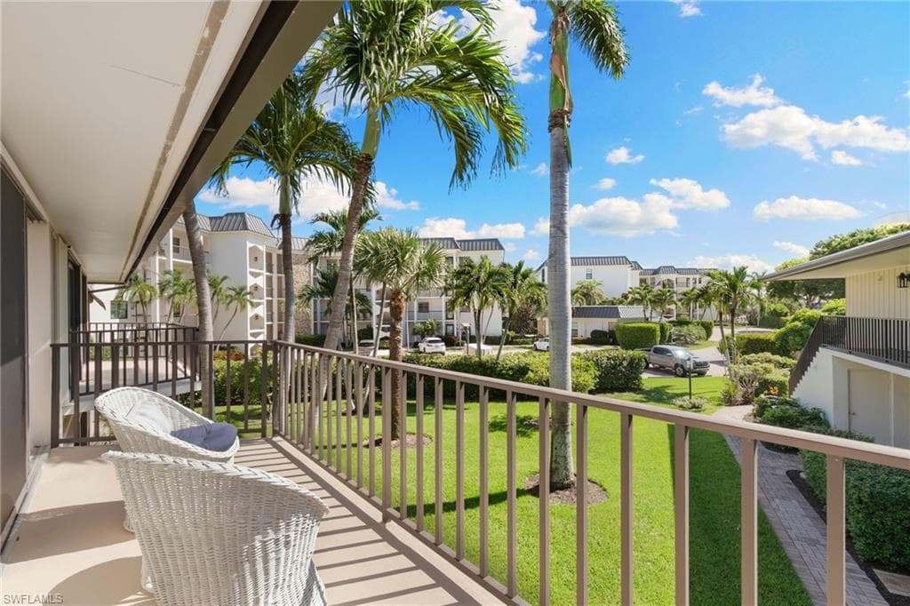 900 Huron Ct B3, Marco Island, FL 34145-27