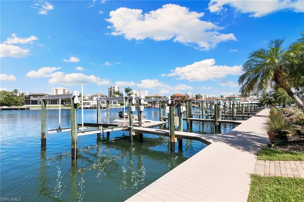 900 Huron Ct B3, Marco Island, FL 34145-35