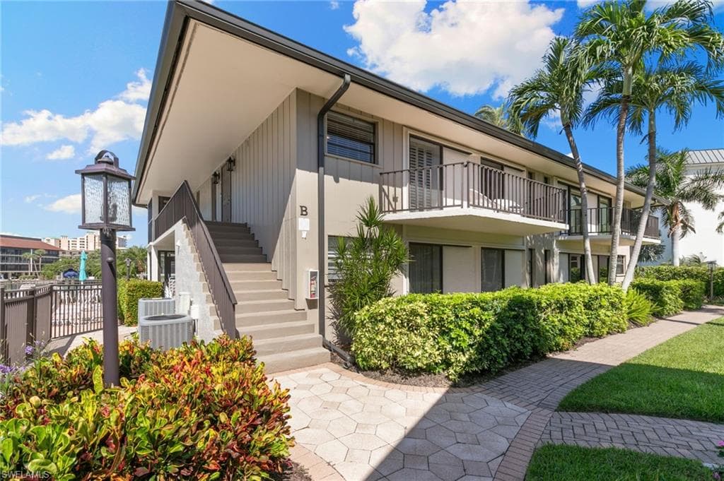 900 Huron Ct B3, Marco Island, FL 34145-3