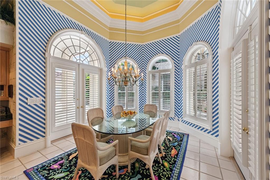 356 Colony Dr, Naples, FL 34108-14